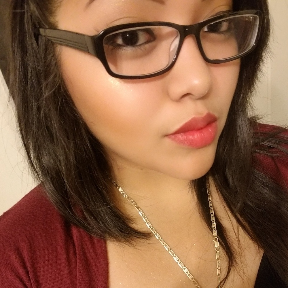 Meet your Posher, Crystal